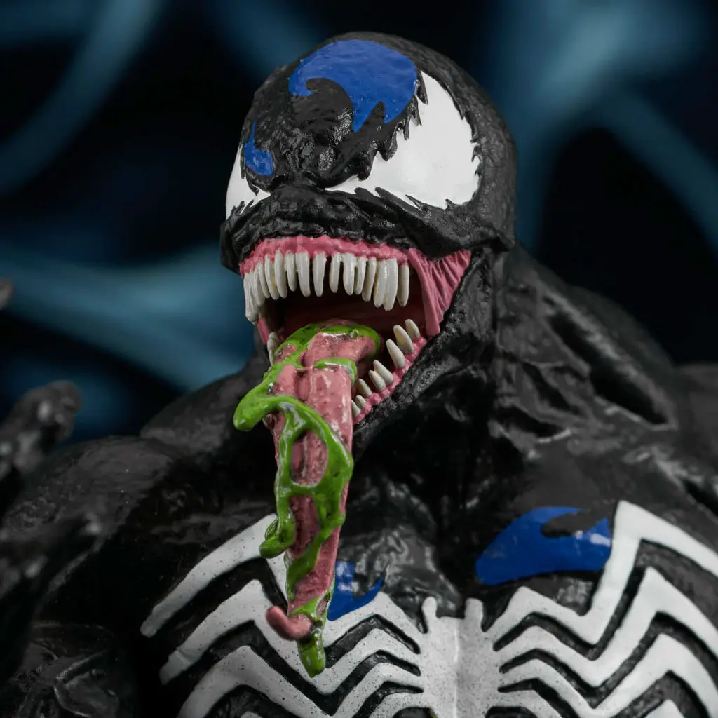 DST Venom Mini-bust Close up