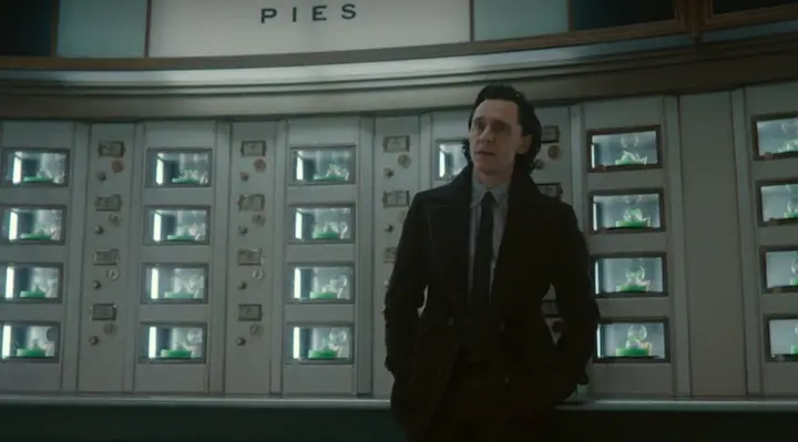 Loki looks like he's talking to The Architect from The Matrix in Loki season two.